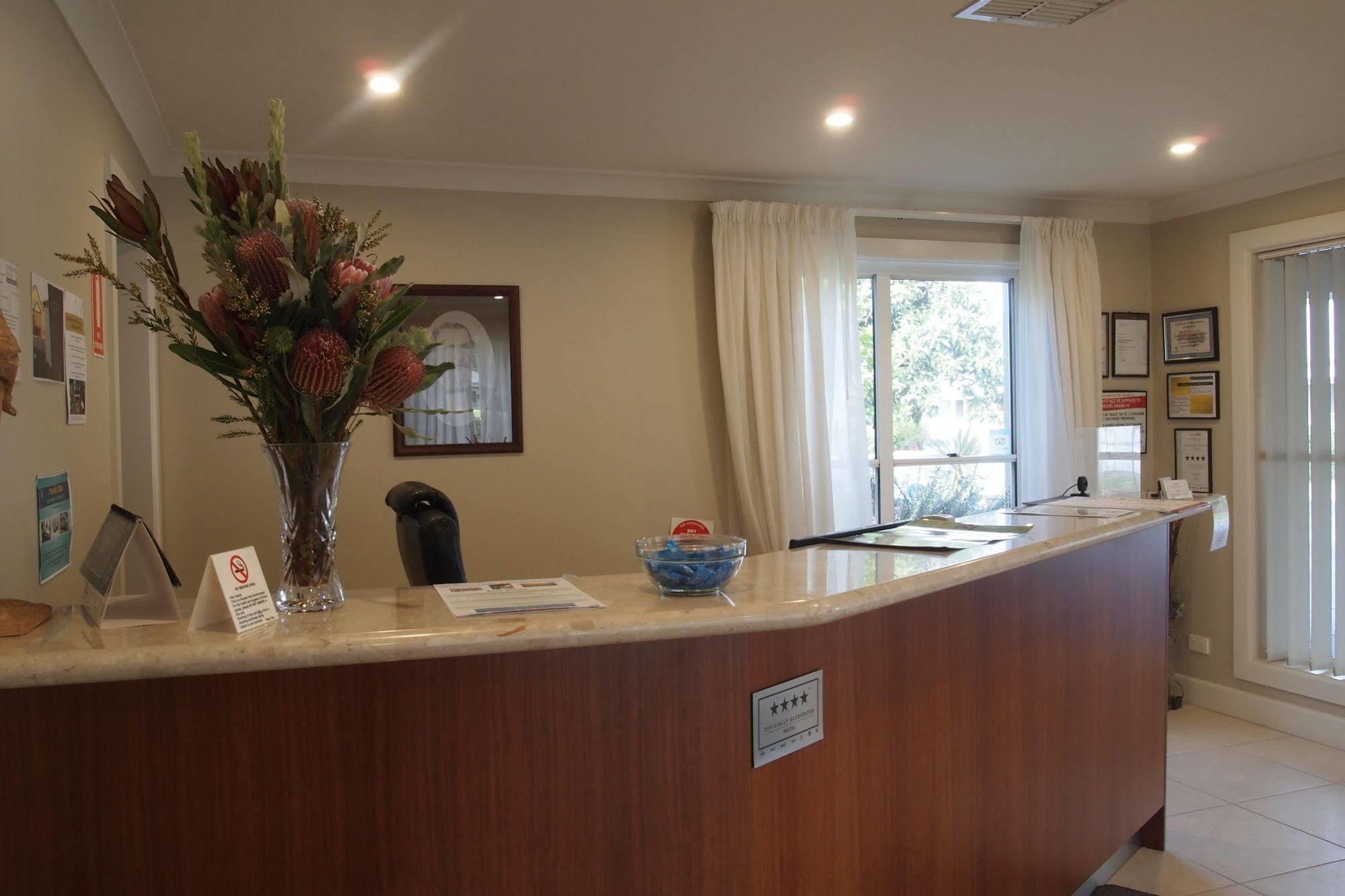 Alexander Cameron Suites Penola Ngoại thất bức ảnh